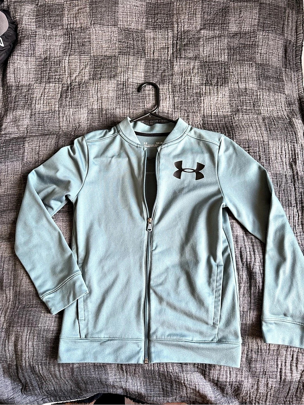 Under Armour Boys Large Zip Jacket in Slate Blue